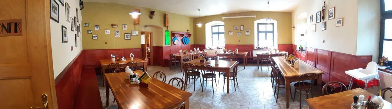 Penzion a restaurace U Hájků Nové Dvory Exterior foto